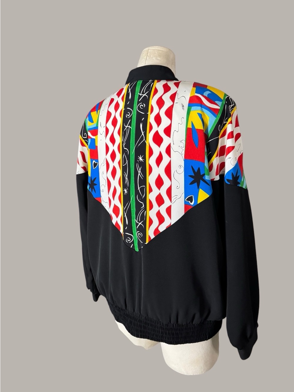 Colorblock Printed Black Bomber Jacket - Picture 8 of 9